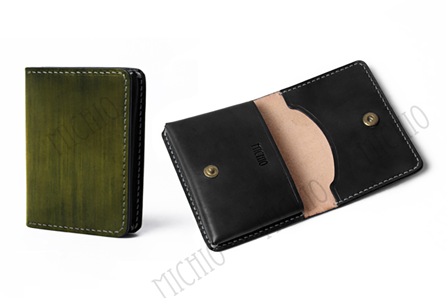 Patina leather credit card case