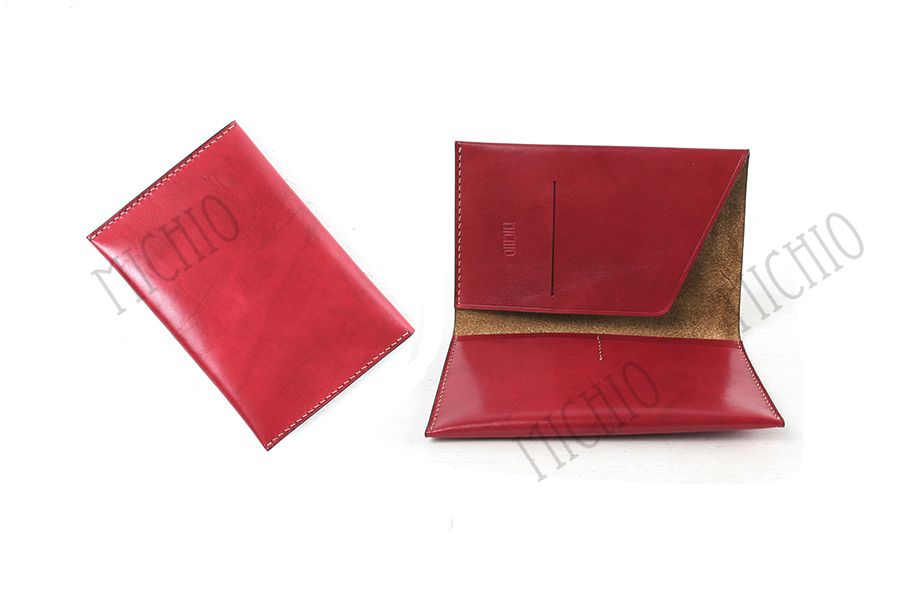 Patina leather passport wallet for men 1