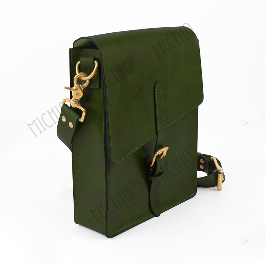 Patina leather satchel for men