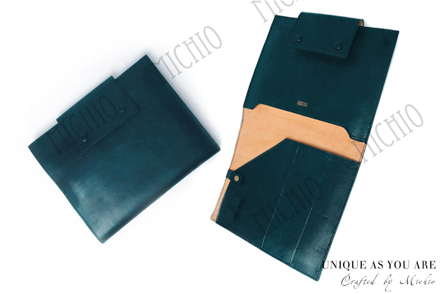 Patina leather tablet sleeve